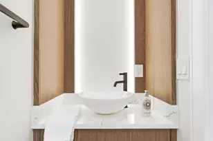 39 G St, Boston, MA 02127 - Photo 13