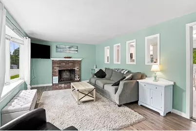 17 Dartmouth Drive, Milford, MA 01757 - Photo 11