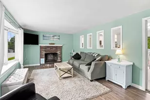 17 Dartmouth Dr, Milford, MA 01757 - Photo 11