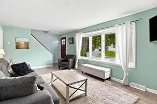 17 Dartmouth Dr, Milford, MA 01757 - Photo 13