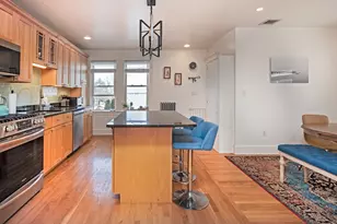 24 Holton St, Medford, MA 02155 - Photo 5
