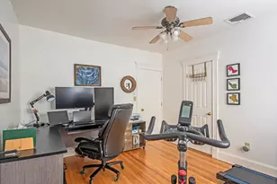 24 Holton St, Medford, MA 02155 - Photo 15