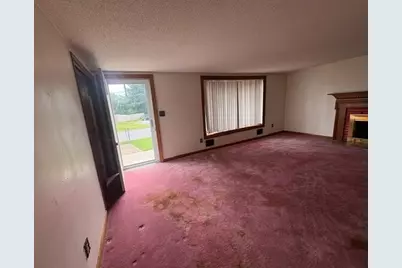 38 Hilton Street, Somerset, MA 02725 - Photo 11
