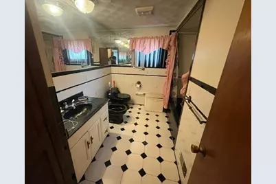 38 Hilton Street, Somerset, MA 02725 - Photo 7