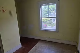 27 Mansfield St, Framingham, MA 01702 - Photo 11