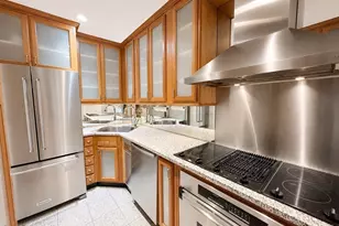 230 Marlborough St, Boston, MA 02116 - Photo 9