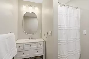 252 E St, Boston, MA 02127 - Photo 9