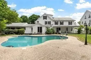 24 Oak Ave, Leominster, MA 01453 - Photo 1