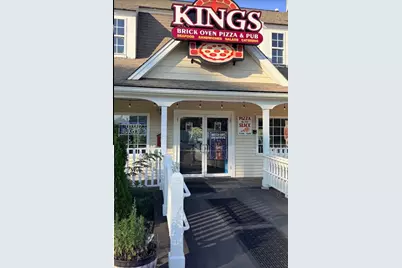 370 King St, Franklin, MA 02038 - Photo 1