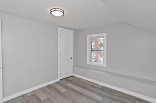 12 School St, Holyoke, MA 01040 - Photo 33