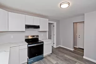 12 School St, Holyoke, MA 01040 - Photo 21