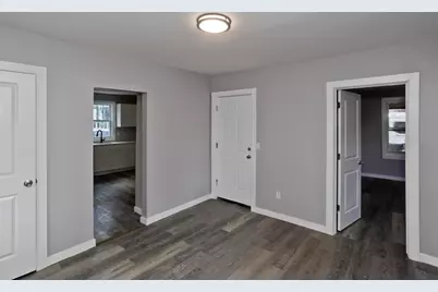 12 School St., Holyoke, MA 01040 - Photo 11