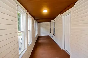 12 School St, Holyoke, MA 01040 - Photo 17