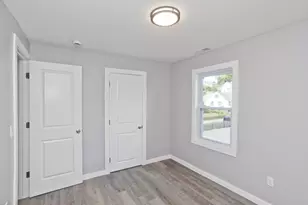 12 School St, Holyoke, MA 01040 - Photo 29