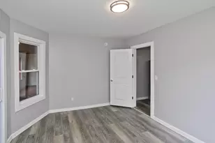 12 School St, Holyoke, MA 01040 - Photo 9