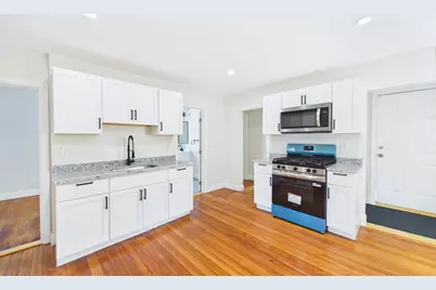 61 Bridge St, Fairhaven, MA 02719 - Photo 5