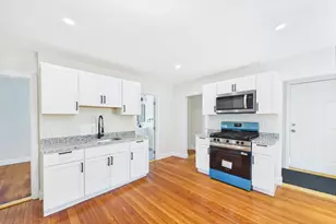 61 Bridge St, Fairhaven, MA 02719 - Photo 5