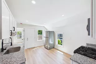 61 Bridge St, Fairhaven, MA 02719 - Photo 19
