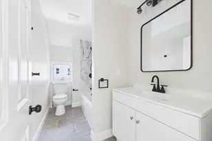 61 Bridge St, Fairhaven, MA 02719 - Photo 25