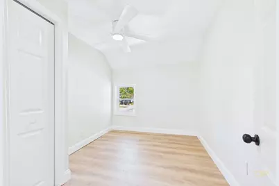 61 Bridge St, Fairhaven, MA 02719 - Photo 23