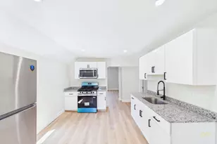 61 Bridge St, Fairhaven, MA 02719 - Photo 21