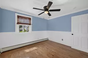 202 Oman St, Fall River, MA 02721 - Photo 17