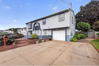 202 Oman St, Fall River, MA 02721 - Photo 3