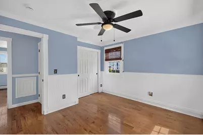 202 Oman St, Fall River, MA 02721 - Photo 15
