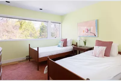 185 Warren Street, Brookline, MA 02445 - Photo 11