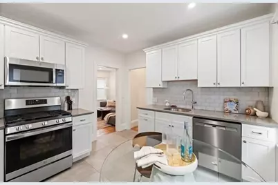 17 Belmont St #1, Somerville, MA 02143 - Photo 1