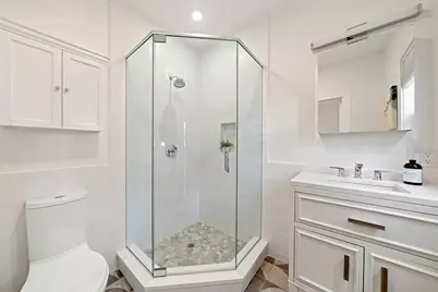 17 Belmont St #1, Somerville, MA 02143 - Photo 9