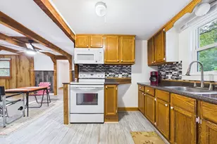 568 Berkley St, Berkley, MA 02779 - Photo 15