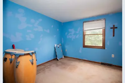 627 Pulaski #right, Bellingham, MA 02019 - Photo 11