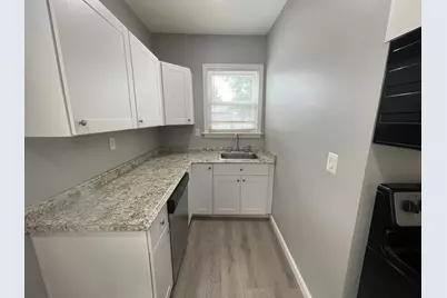 13 Elmwood Ave #1, Lynn, MA 01905 - Photo 3