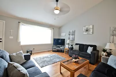 53 Pulaski St, Fall River, MA 02721 - Photo 9