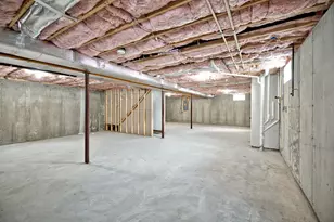 53 Pulaski St, Fall River, MA 02721 - Photo 25