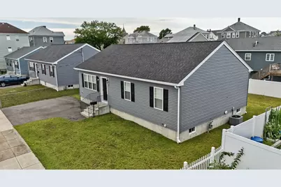 53 Pulaski St, Fall River, MA 02721 - Photo 27