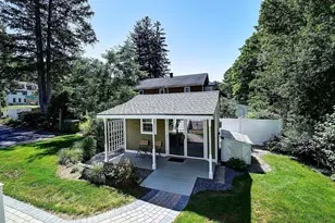 647 Main St, Oxford, MA 01537 - Photo 9