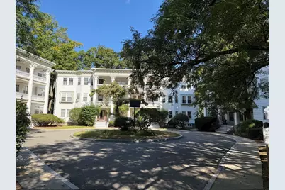 132 Middlesex Rd #1, Brookline, MA 02467 - Photo 1