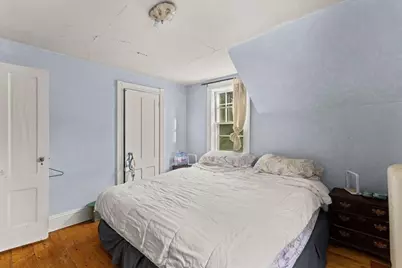 94 Stamford Ave, Providence, RI 02907 - Photo 17
