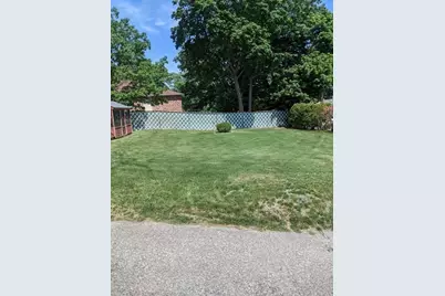 53 Weare, Lawrence, MA 01843 - Photo 7