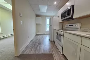 24 Myrtle St, Framingham, MA 01702 - Photo 5