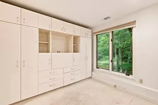 770 Salisbury, Worcester, MA 01609 - Photo 33