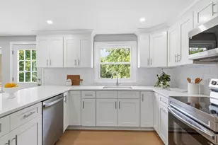938 Ocean St, Marshfield, MA 02050 - Photo 9