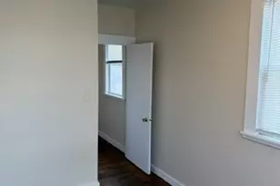 289 Dartmouth St, New Bedford, MA 02740 - Photo 3