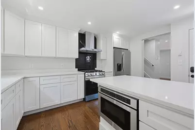 28 Hazelnut Pl, Dedham, MA 02026 - Photo 7