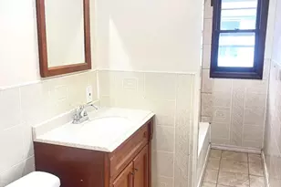 1254 Worcester St, Springfield, MA 01151 - Photo 9
