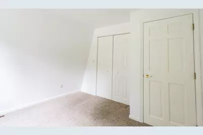 21-22 Beach Drive, West Brookfield, MA 01585 - Photo 17