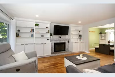 504 Page Street, Avon, MA 02322 - Photo 3