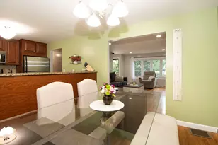 504 Page St, Avon, MA 02322 - Photo 9